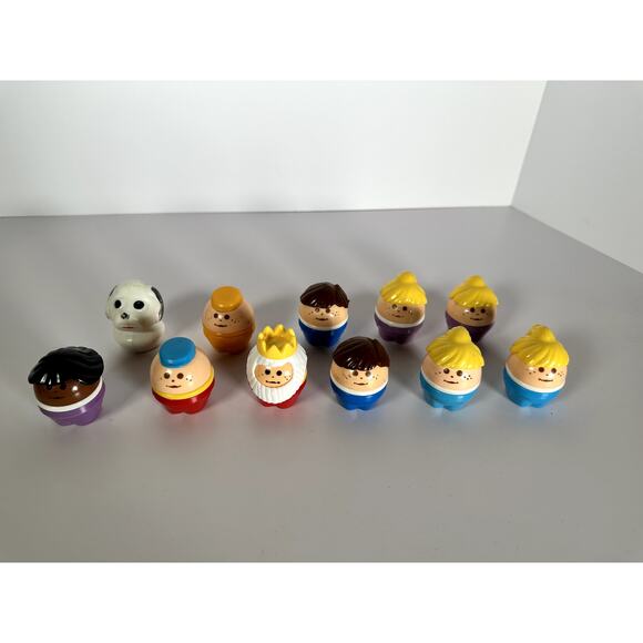 Vintage Weebles Lot of 11 Figures – King, Dog, Girl, Boy, Humpty Dumpty + More - Picture 1 of 5